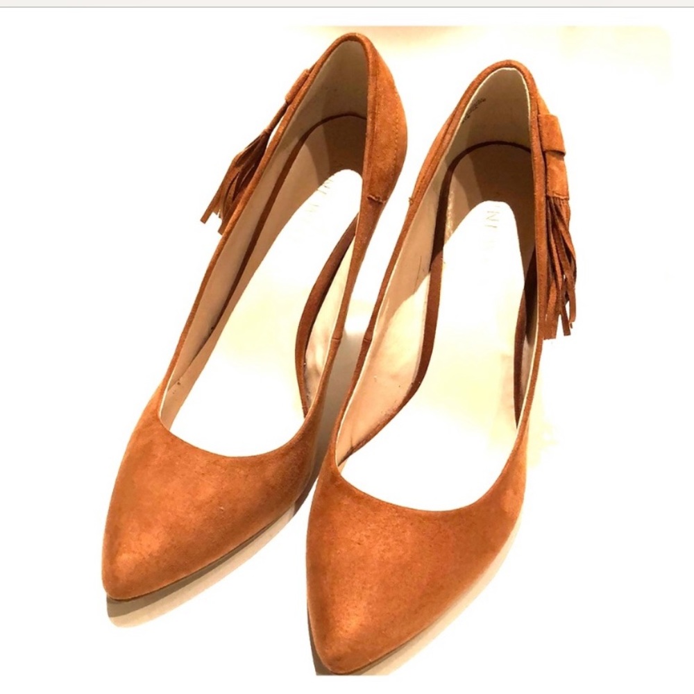 Nine West Tobacco Suede Heels With Fringe Tassel